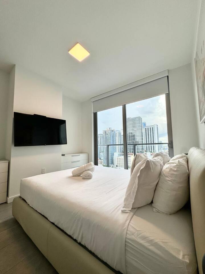 2 Bedrooms Design Condo Downtown Miami Pool And Gym エクステリア 写真