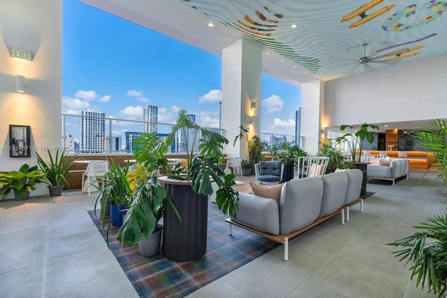 2 Bedrooms Design Condo Downtown Miami Pool And Gym エクステリア 写真